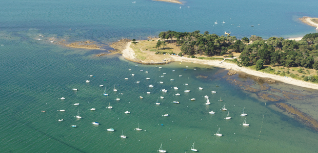 VUE AÉRIENNE BAIE DE BENODET EN BRETAGNE