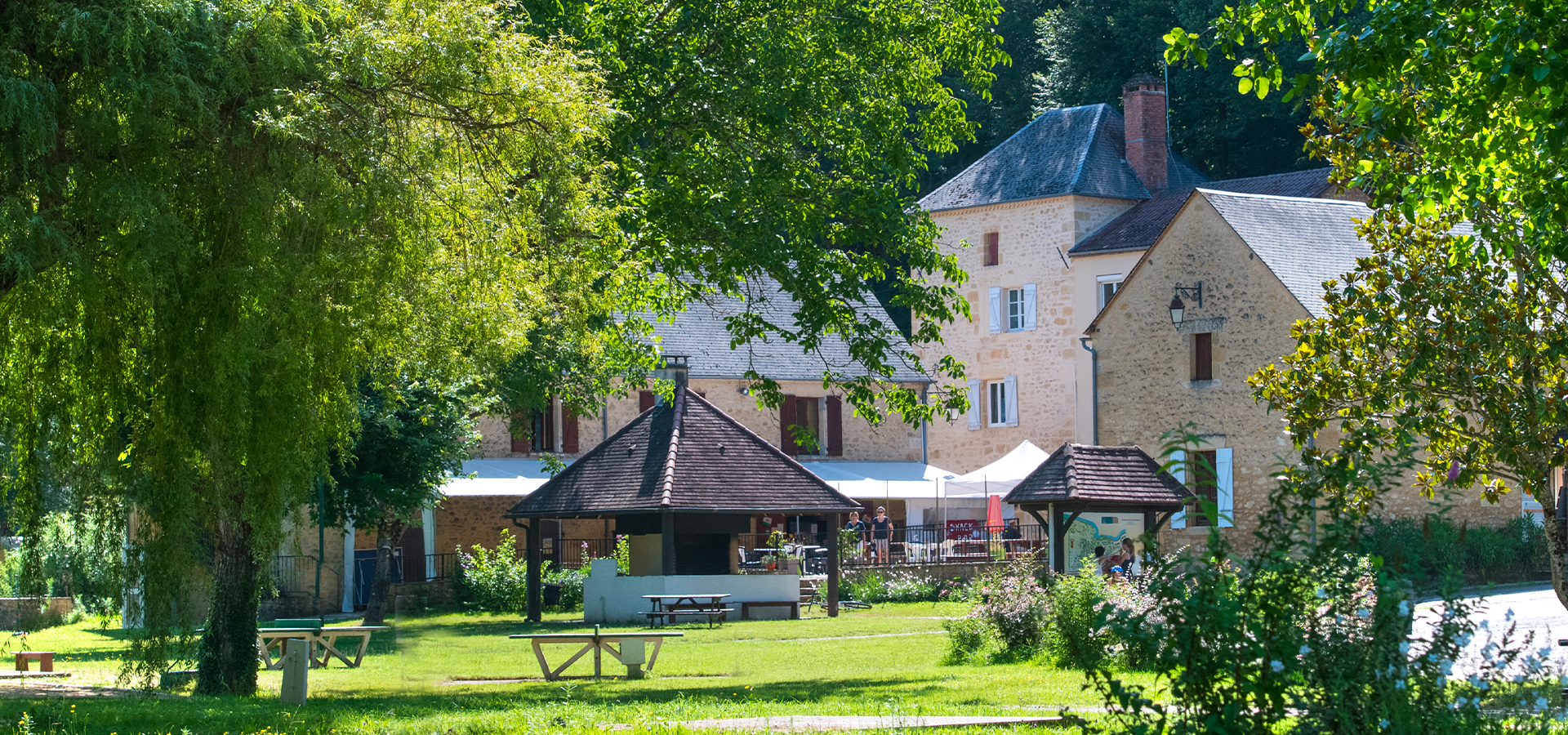 RIVES DE LA DORDOGNE